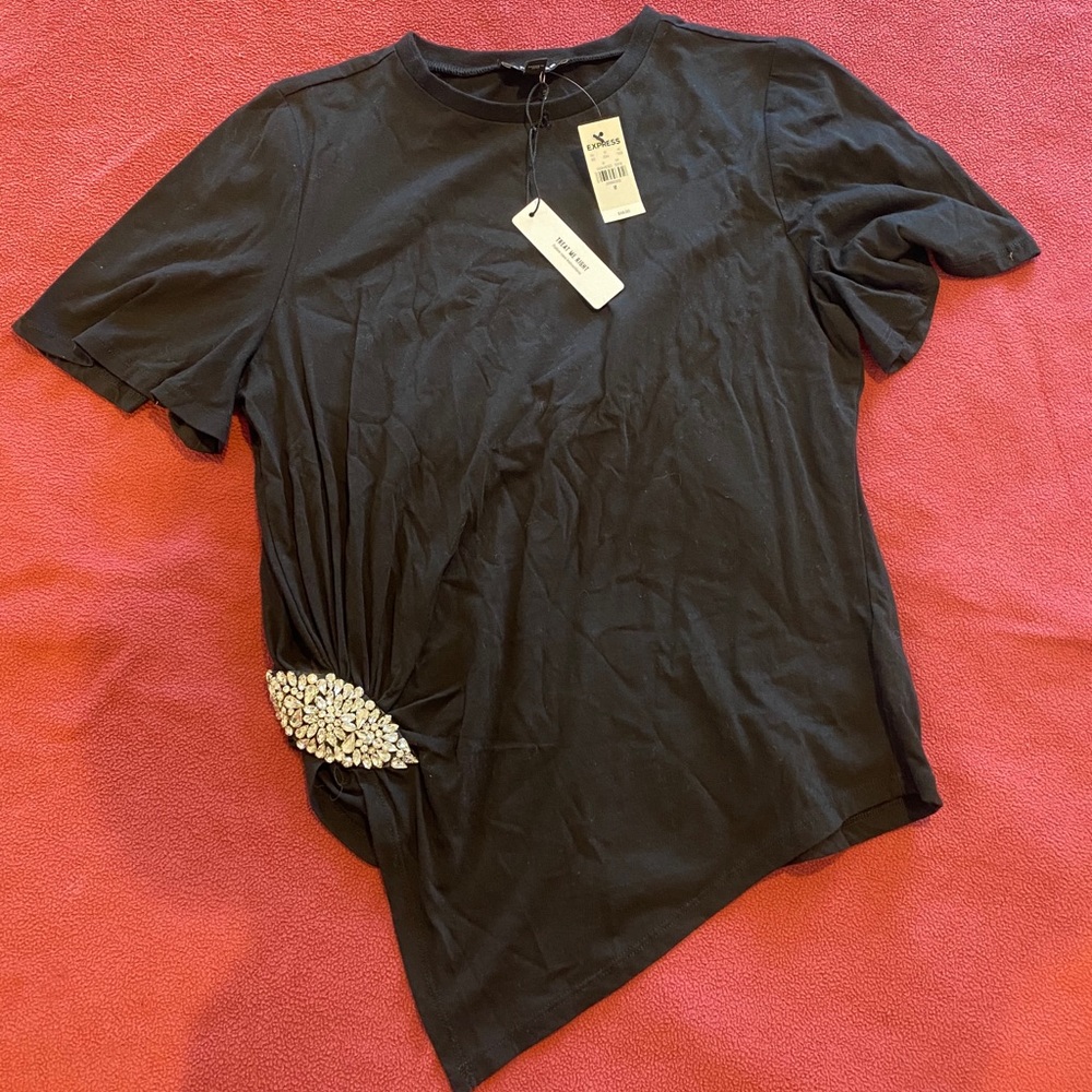 Express BLACK Asymmetrical Brooch Side Tee